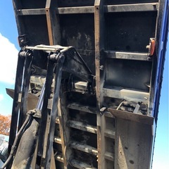 【値段交渉可】いすゞ ギガ ダンプの画像