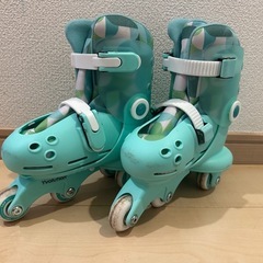キッズインラインスケート、プロテクター、ヘルメット　3点セット　ミントの画像