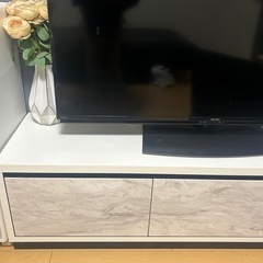 造作家具　ホテルライク　大理石柄TVボードの画像