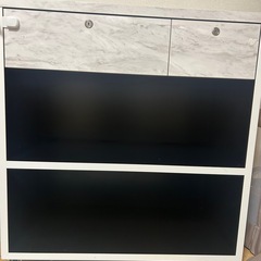 造作家具　ホテルライク　大理石柄収納棚の画像