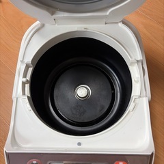 炊飯器
の画像