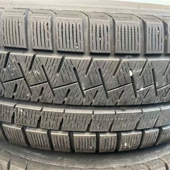 235/60R18タイヤホイールの画像