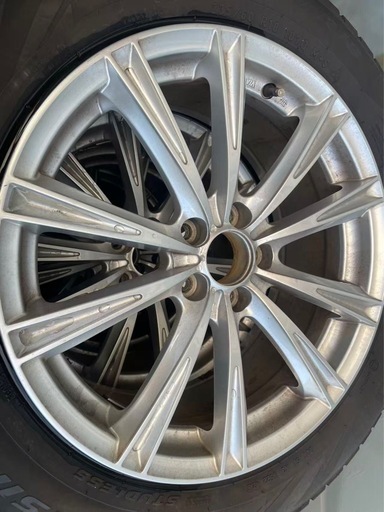 235/60R18タイヤホイール