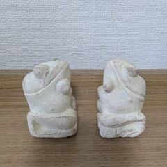 カエルの置き物　ペアの画像