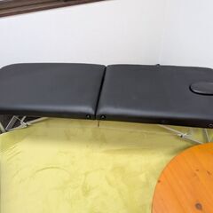 折りたたみ式 持ち運び式 マッサージベッドの画像