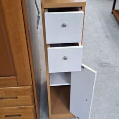 【リサイクルショップどりーむ天保山店】No.4911　収納棚　スリムタイプの縦長タイプ　写真参照🎵　おすすめ商品です(≧▽≦)の画像