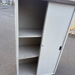 スチール製　物置　収納 スチールロッカー キャビネット　縦型　3段　㈱マキテック　の画像