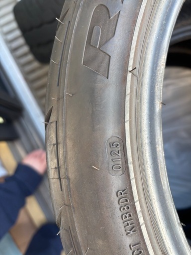シバタイヤ　280 245/40R17 2本