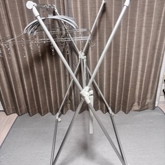 11/12(水)まで！　洗濯物干し＋ハンガー類の画像