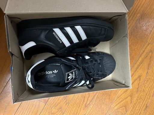 スニーカー adidas superstar
