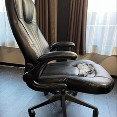 オフィスチェアの画像
