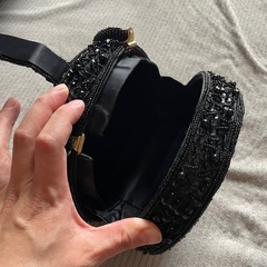 パーティバッグ　ビーズ刺繍　ラウンド型の画像