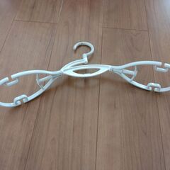 ★ニトリ　衣類が乾きやすいハンガー６本組（グレー）★美品の画像