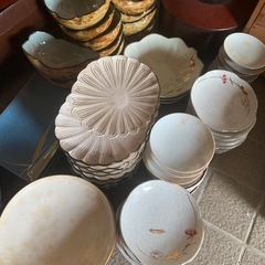 アンティーク食器，花器の画像