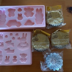 お菓子作りの道具(写真４枚)の画像