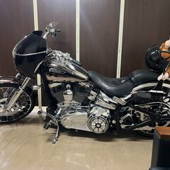 ハーレーブレイクアウトCVOの画像