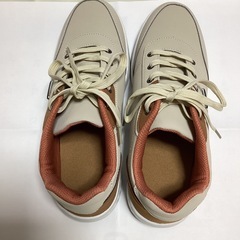 新品 メンズ　スニーカー　ベージュ　26.0cmの画像