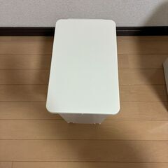 【美品・11/14(金) or 15(土) 引取限定】イノマタ化学 袋ごと米びつ 5kg (キャスター付)の画像