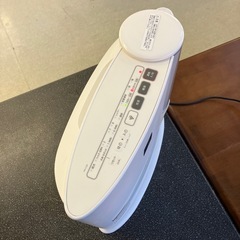 A2511-165 SHARP 加湿セラミックファンヒーター HX-L120-W プラズマクラスター 2020年製 ホワイト 通電確認済み キズ汚れ有りの画像