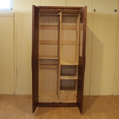 【未使用品】国産高級ブレザーダンス　府中家具の画像