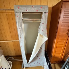 【現地引取限定】カバー付きパイプハンガーの画像