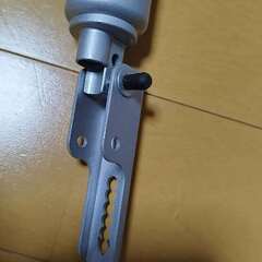  空気圧タッチ&ホールドドアクローザーの画像