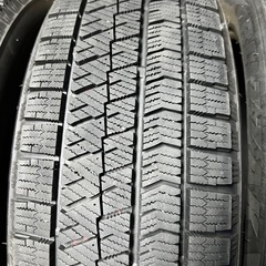 195/60R17 VRX2 2021年製造 バリ溝 4本の画像
