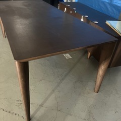 テーブル　長テーブル　大きい　デスク　机の画像