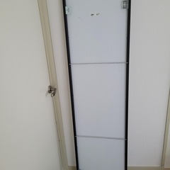 イケア 鏡(Nissedal)黒の画像