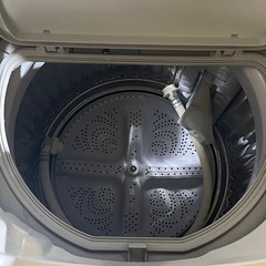 ２０２０年製　縦型洗濯乾燥機　全自動洗濯機　シャープ　洗濯５．５ｋｇ／乾燥３．５ｋｇ　シルバー／ホワイト　ヒーター乾燥　穴なしステンレス槽　ＥＳ－ＴＸ５Ｄの画像