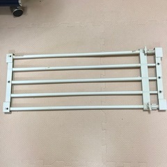 伸縮性の棚の画像