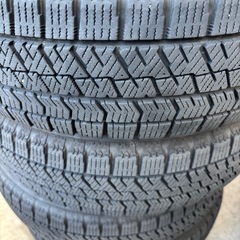 スタッドレスタイヤ155/65R14の画像