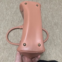 ピンクカバンの画像