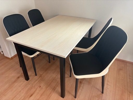 新品食卓5点セット！22800円
