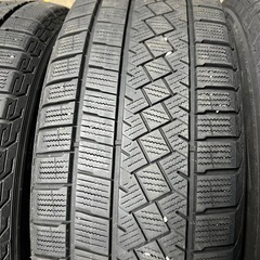 215/60R16 2023年製造 バリ溝 ピレリ  ICE ZERO 4本の画像