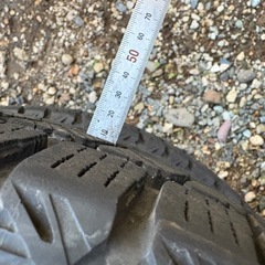 スタッドレスタイヤの画像