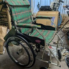 24時間引き渡し可能　カドクラ　車椅子の画像