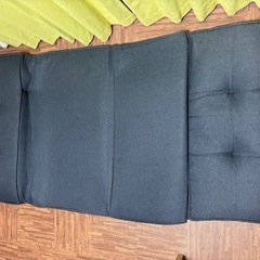 ソファーベッドの画像