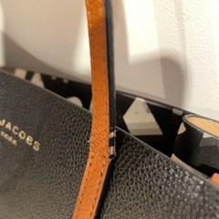 マークジェイコブス トートバッグ 定価3万以上の画像
