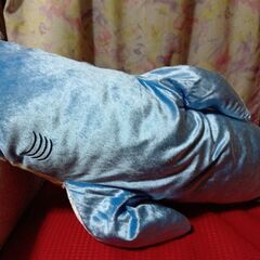 超超BIGサメぬいぐるみ　110cm （ブルーメタリック＆ホワイト）の画像