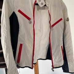 モンクレール　ブルゾンジャケット　本日、明日の引き取りで大幅値下げ！の画像