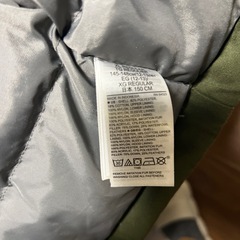 GAP カーキ上着の画像