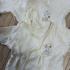 SNOOPY 短肌着、ミトン、ぼうしの画像