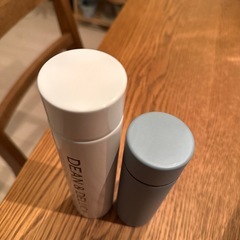 ディー&デルーカ水筒2つの画像