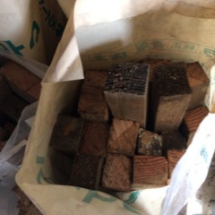 角材40センチ前後1袋価格の画像