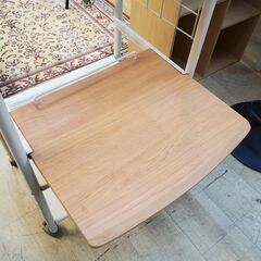 キャスター付き レンジラック 横幅52cm スライドテーブル コンセント2個 レンジ台 レンジボード■奥行42cm×高さ140.5cm■買取帝国 朝霞店 配達可能の画像