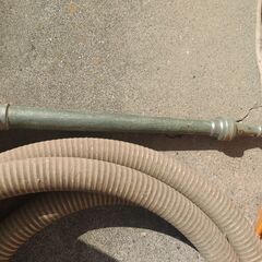 消火ホ－ス　と　ノズル　口径小さい　古いの画像