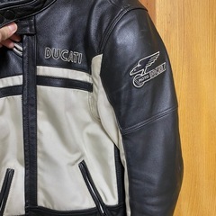 DUCATI レザー メッシュジャケット
の画像