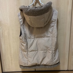 レディース　ライトダウンベストMの画像