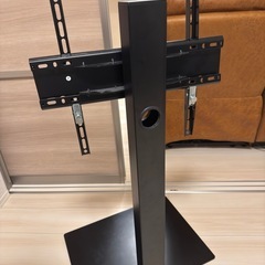 32-65型まで対応TV壁寄スタンド黒色、スイング機能付き、配線隠しありありの画像